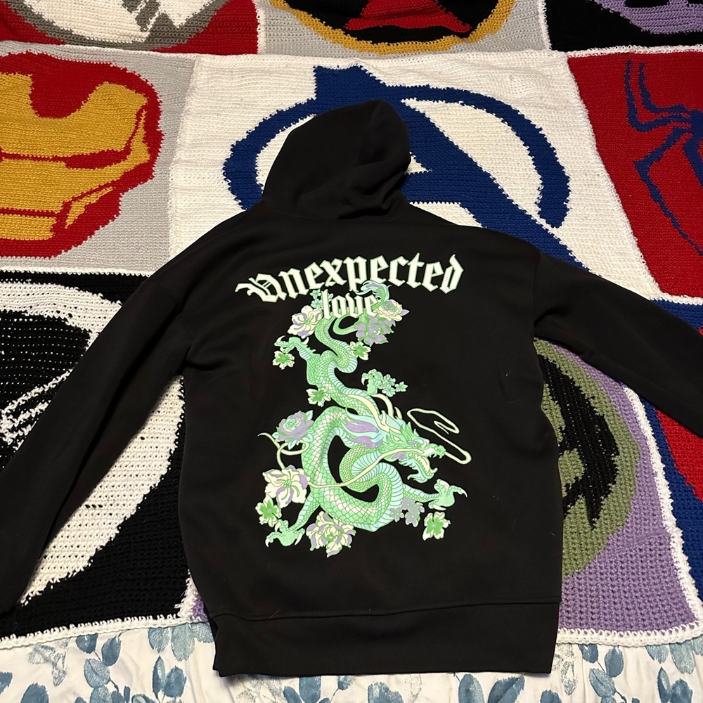 Zip up , Unexpected Love